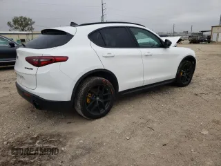2019 Alfa Romeo Stelvio Sport z VIN ZASPAKAN5K7C57383, wystawiony jako Copart lot #65639402 z przebiegiem Nie podano mil oraz . Historia ofert i sprzedaży dostępna na DreamBid. Obrazek 4.