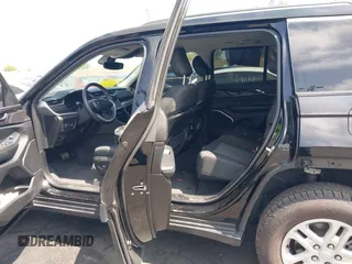 2022 Jeep Grand Cherokee Laredo with VIN 1C4RJHAG2N8595697, listed as a IAAI auction lot 42349561 with 39,073 mi miles and . Bid and sale history available at DreamBid. Image 8.