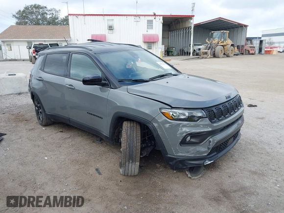 2023 Jeep Compass Latitude with VIN 3C4NJDBN8PT548652, listed as a IAAI auction lot 41572378 with 48,192 mi miles and . Bid and sale history available at carsss.com. Image 1.
