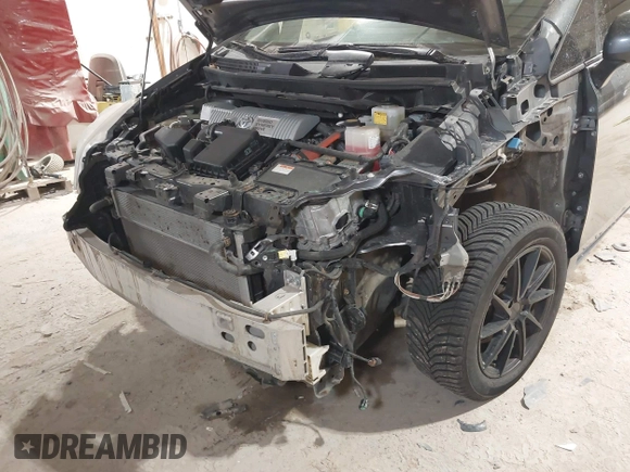2014 Toyota Prius Two with VIN JTDZN3EU6E3310164, listed as a IAAI auction lot 41807732 with 162,242 mi miles and . Bid and sale history available at DreamBid. Image 6.