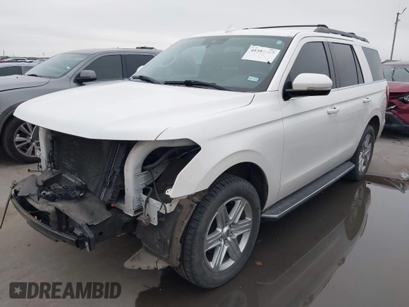 2018 Ford Expedition XLT with VIN 1FMJU1HT2JEA70497, listed as a IAAI auction lot 41397007 with 88,736 mi miles. Bid and sale history available at carsss.com. Image 18.