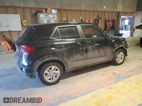 2023 Hyundai Venue SE with VIN KMHRB8A3XPU215053, listed as a Copart auction lot 88431365 with 29,930 mi miles and Salvage Title. Bid and sale history available at DreamBid. Image 3.