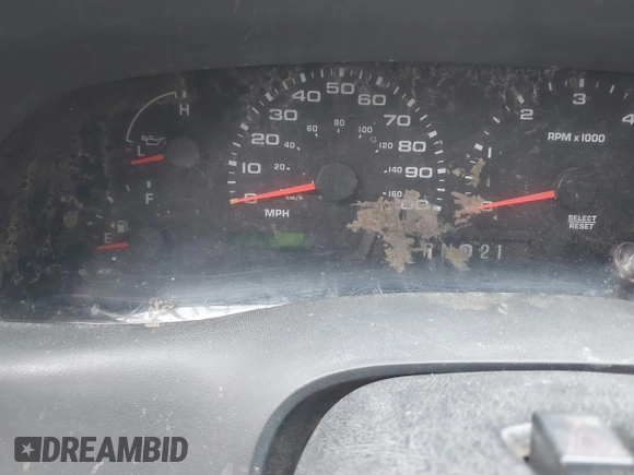 2002 Ford Super Duty F-250 XL with VIN 1FTNF20LX2EB69376, listed as a IAAI auction lot 38393894 with 1 mi miles. Bid and sale history available at carsss.com. Image 7.