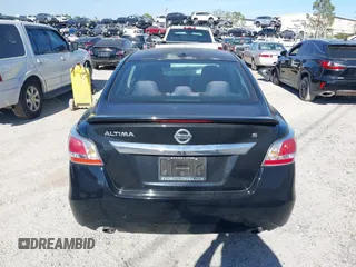 2015 Nissan Altima 2.5 SV with VIN 1N4AL3AP1FC222312, listed as a IAAI auction lot 41809022 with 162,771 mi miles. Bid and sale history available at carsss.com. Image 16.