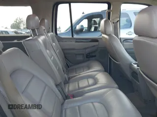 2005 Ford Explorer z VIN 1FMZU65K65ZA04433, wystawiony jako IAAI lot #38826884 z przebiegiem 157 221 mil mil oraz . Historia ofert i sprzedaży dostępna na DreamBid. Obrazek 8.