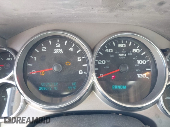 2011 Chevrolet Silverado 1500 LT with VIN 3GCPCSE05BG360096, listed as a IAAI auction lot 42286136 with 208,072 mi miles and . Bid and sale history available at DreamBid. Image 7.
