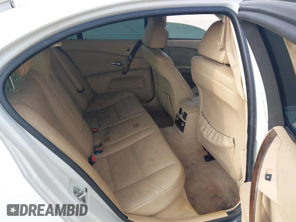 2006 BMW 5 Series 530i with VIN WBANE73526CM33895, listed as a IAAI auction lot 42192681 with 172,289 mi miles and . Bid and sale history available at carsss.com. Image 8.