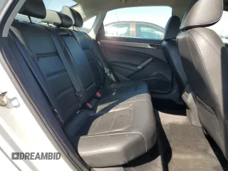2018 Volkswagen Passat S z VIN 1VWAA7A32JC003739, wystawiony jako Copart lot #54166125 z przebiegiem 74 957 mil mil oraz Szkoda całkowita • Salvage title. Historia ofert i sprzedaży dostępna na DreamBid. Obrazek 10.