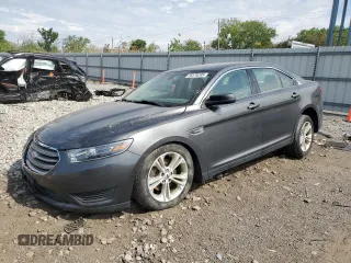2015 Ford Taurus SE z VIN 1FAHP2D81FG194425, wystawiony jako Copart lot #56579295 z przebiegiem 150 938 mil mil oraz Szkoda całkowita • Salvage title. Historia ofert i sprzedaży dostępna na DreamBid. Obrazek 1.