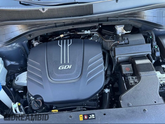 2016 Kia Sorento LX with VIN 5XYPGDA5XGG142632, listed as a IAAI auction lot 42143508 with 146,966 mi miles. Bid and sale history available at carsss.com. Image 9.