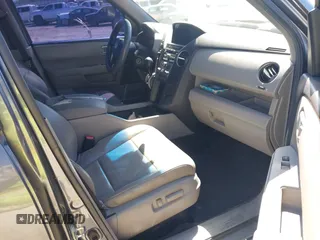 2012 Honda Pilot EX-L with VIN 5FNYF3H59CB015301, listed as a IAAI auction lot 41733029 with 365,345 mi miles and . Bid and sale history available at carsss.com. Image 5.