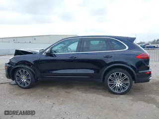 2017 Porsche Cayenne with VIN WP1AA2A2XHKA90706, listed as a IAAI auction lot 41692768 with 92,800 mi miles. Bid and sale history available at carsss.com. Image 15.