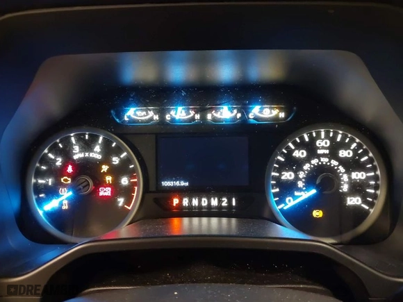2015 Ford F-150 XLT w/HD Payload Pkg with VIN 1FTFW1EF8FKF09732, listed as a IAAI auction lot 41064468 with 105,340 mi miles. Bid and sale history available at carsss.com. Image 7.
