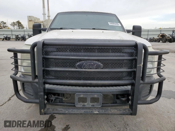2012 Ford F-250 XL with VIN 1FT7W2AT0CEC01955, listed as a Copart auction lot 44995455 with 299,138 mi miles and Clean title. Bid and sale history available at DreamBid. Image 5.