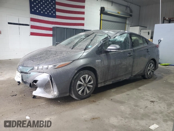 2017 Toyota Prius Plus z VIN JTDKARFP0H3043682, wystawiony jako Copart lot #47738415 z przebiegiem 15 101 mil mil oraz Szkoda całkowita • Salvage title. Historia ofert i sprzedaży dostępna na DreamBid. Obrazek 1.