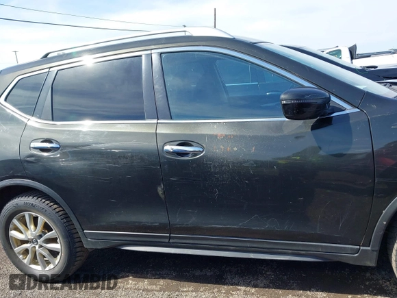 2017 Nissan Rogue SV with VIN KNMAT2MV1HP575899, listed as a IAAI auction lot 41807777 with 165,638 mi miles. Bid and sale history available at carsss.com. Image 13.
