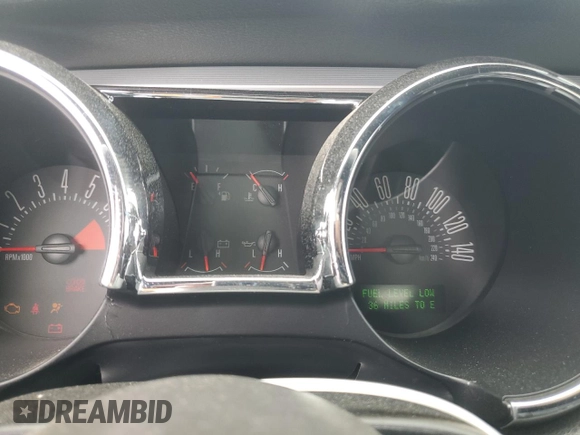 2006 Ford Mustang GT Deluxe with VIN 1ZVFT82H065218192, listed as a Copart auction lot 61077375 with 172,555 mi miles and Salvage title. Bid and sale history available at DreamBid. Image 9.
