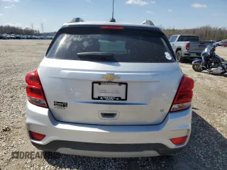 2020 Chevrolet Trax LT with VIN KL7CJLSB1LB009094, listed as a Copart auction lot 48667935 with 62,215 mi miles and Salvage Title. Bid and sale history available at DreamBid. Image 6.