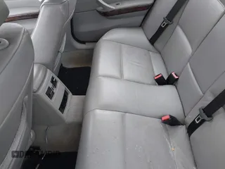 2006 BMW 3 Series 325i with VIN WBAVB13556K000616, listed as a IAAI auction lot 42422569 with 201,931 mi miles and . Bid and sale history available at DreamBid. Image 8.