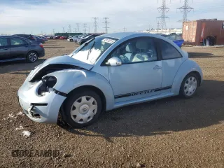 2010 Volkswagen New Beetle Coupe with VIN 3VWPG3AG8AM007734, listed as a Copart auction lot 49179215 with 0 mi miles and Salvage Title. Bid and sale history available at carsss.com. Image 1.