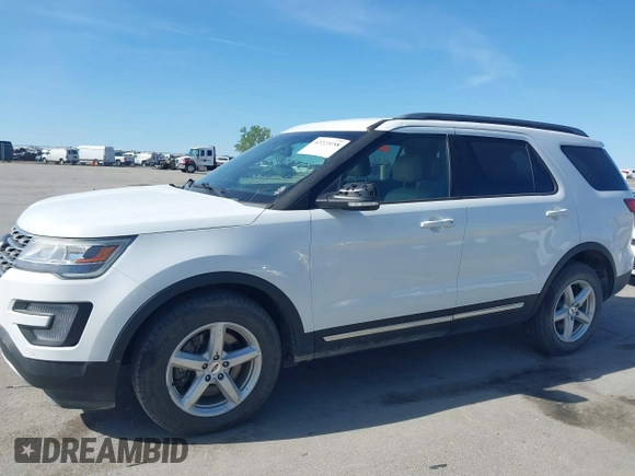 2017 Ford Explorer XLT z VIN 1FM5K8D80HGC80158, wystawiony jako IAAI lot #42223158 z przebiegiem 168 503 mil mil oraz . Historia ofert i sprzedaży dostępna na DreamBid. Obrazek 14.