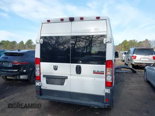 2017 Ram ProMaster Cargo with VIN 3C6TRVDG0HE503206, listed as a IAAI auction lot 41942324 with 141,967 mi miles and . Bid and sale history available at carsss.com. Image 16.