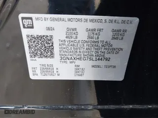 2025 Chevrolet Equinox FWD LT with VIN 3GNAXHEG7SL144792, listed as a IAAI auction lot 41482053 with 3,308 mi miles. Bid and sale history available at carsss.com. Image 9.