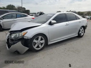 2014 Toyota Camry L with VIN 4T1BF1FK3EU417808, listed as a Copart auction lot 54313655 with 156,216 mi miles and Clean Title. Bid and sale history available at carsss.com. Image 1.