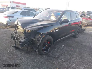 2017 Jaguar F-PACE 35t Prestige with VIN SADCK2BV9HA890245, listed as a IAAI auction lot 41490972 with 135,024 mi miles. Bid and sale history available at carsss.com. Image 18.