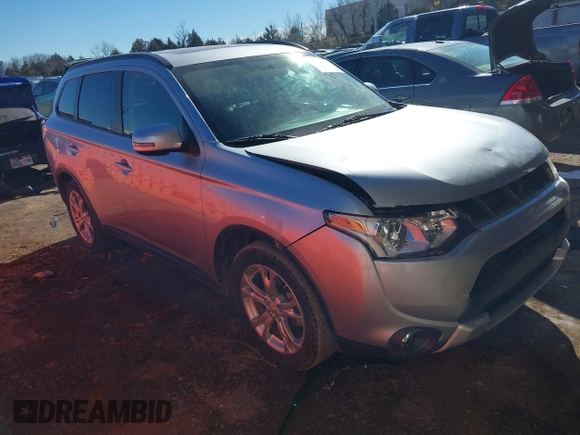 2015 Mitsubishi Outlander SE with VIN JA4AD3A34FZ011259, listed as a IAAI auction lot 41290830 with 88,147 mi miles and . Bid and sale history available at DreamBid. Image 1.