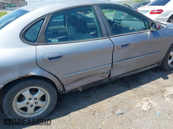 2006 Ford Taurus SE with VIN 1FAFP53U96A192352, listed as a IAAI auction lot 41932885 with Not Provided miles and . Bid and sale history available at DreamBid. Image 12.