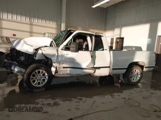 1993 GMC Sierra 1500 z VIN 2GTEK19K1P1564491, wystawiony jako IAAI lot #41347909 z przebiegiem 342 325 mil mil oraz . Historia ofert i sprzedaży dostępna na DreamBid. Obrazek 15.
