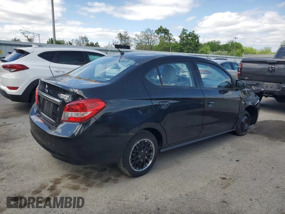 2019 Mitsubishi Mirage ES z VIN ML32F3FJ3KHF04464, wystawiony jako Copart lot #57305415 z przebiegiem 117 497 mil mil oraz Szkody całkowita. Historia ofert i sprzedaży dostępna na DreamBid. Obrazek 3.