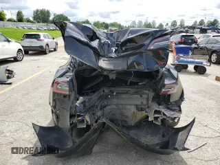 2023 Tesla Model 3 z VIN 5YJ3E1EA1PF438043, wystawiony jako Copart lot #61090305 z przebiegiem Nie podano mil oraz Nie do naprawy • Non repairable. Historia ofert i sprzedaży dostępna na DreamBid. Obrazek 6.