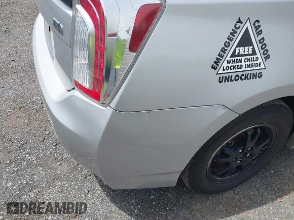 2013 Toyota Prius One z VIN JTDKN3DU3D5704663, wystawiony jako IAAI lot #42270987 z przebiegiem 169 353 mil mil oraz . Historia ofert i sprzedaży dostępna na DreamBid. Obrazek 19.