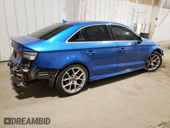 2018 Audi RS 3 z VIN WUABWGFF0J1902447, wystawiony jako Copart lot #68323604 z przebiegiem 95 354 mil mil oraz Szkoda całkowita • Salvage title. Historia ofert i sprzedaży dostępna na DreamBid. Obrazek 3.