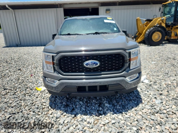 2021 Ford F-150 XL with VIN 1FTEW1CP1MFB85228, listed as a Copart auction lot 61338555 with Not provided miles and Salvage title. Bid and sale history available at DreamBid. Image 5.