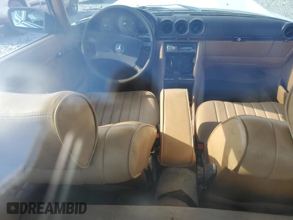 1980 Mercedes-Benz SL with VIN 10704412065197, listed as a Copart auction lot 61442025 with Not provided miles and Clean title. Bid and sale history available at DreamBid. Image 8.