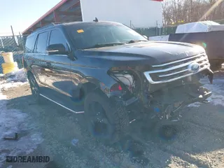 2020 Ford Expedition XLT with VIN 1FMJU1JT9LEA97595, listed as a IAAI auction lot 41416723 with 66,187 mi miles. Bid and sale history available at carsss.com. Image 1.