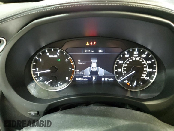 2019 Infiniti QX50 Luxe with VIN 3PCAJ5M35KF114440, listed as a Copart auction lot 46131485 with 70,308 mi miles and Salvage Title. Bid and sale history available at DreamBid. Image 9.