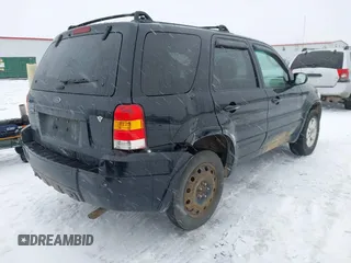 2007 Ford Escape Limited with VIN 1FMYU94147KA28554, listed as a IAAI auction lot 41599603 with 188,391 mi miles. Bid and sale history available at carsss.com. Image 4.