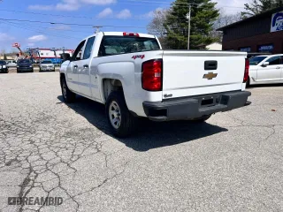 2015 Chevrolet Silverado 1500 Work Truck with VIN 1GCVKPEH6FZ379386, listed as a Copart auction lot 54388625 with 178,448 mi miles and Clean Title. Bid and sale history available at carsss.com. Image 3.