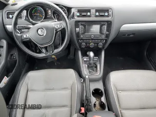 2015 Volkswagen Jetta Sedan Hybrid SEL Premium with VIN 3VW637AJ3FM321602, listed as a Copart auction lot 43653935 with 101,072 mi miles and Clean Title. Bid and sale history available at carsss.com. Image 8.
