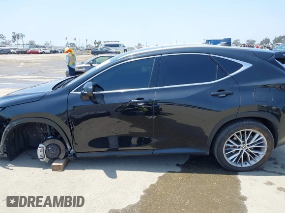 2025 Lexus NX 350 Premium with VIN 2T2GGCEZ6SC073039, listed as a IAAI auction lot 42358628 with 9,549 mi miles and . Bid and sale history available at DreamBid. Image 15.