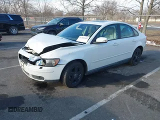 2007 Volvo S40 2.5L Turbo with VIN YV1MH682172304630, listed as a IAAI auction lot 41341542 with 133,594 mi miles. Bid and sale history available at carsss.com. Image 2.