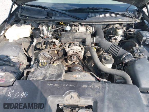 2001 Lincoln Town Car Signature with VIN 1LNHM82W11Y613959, listed as a IAAI auction lot 42432229 with 144,660 mi miles and . Bid and sale history available at DreamBid. Image 10.