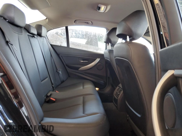 2018 BMW 3 Series 320i with VIN WBA8A9C59JAH13373, listed as a Copart auction lot 52910505 with 55,016 mi miles and Salvage Title. Bid and sale history available at carsss.com. Image 10.