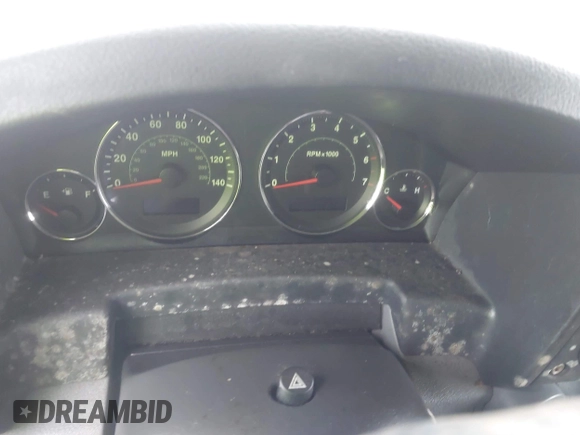 2007 Jeep Commander Sport z VIN 1J8HG48K47C501728, wystawiony jako IAAI lot #42509191 z przebiegiem Nie podano mil oraz . Historia ofert i sprzedaży dostępna na DreamBid. Obrazek 7.