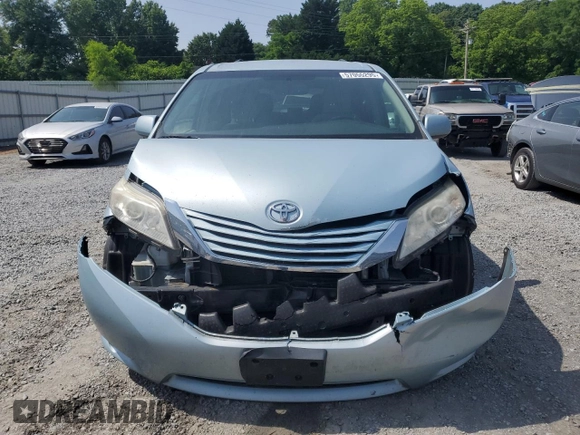 2015 Toyota Sienna LE AAS with VIN 5TDKK3DC9FS609084, listed as a Copart auction lot 57055295 with 247,531 mi miles and Salvage title. Bid and sale history available at DreamBid. Image 5.