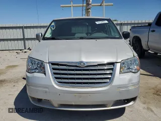 2009 Chrysler Town & Country LX with VIN 2A8HR44E39R525345, listed as a Copart auction lot 53158825 with 279,595 mi miles and Salvage Title. Bid and sale history available at DreamBid. Image 5.